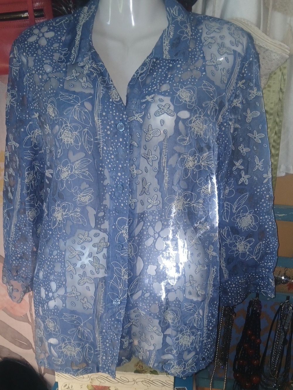 CityBlues By Koret Blue & White Sheer Floral Button-Down Shirt Medium